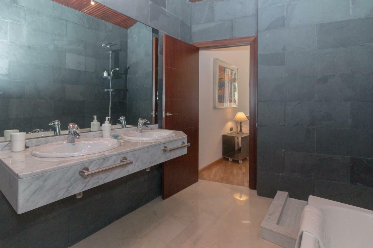 Bet Apartments - Canovas Rooms バレンシア エクステリア 写真