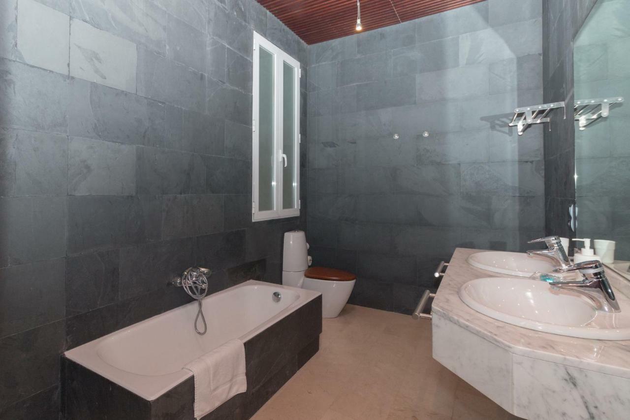 Bet Apartments - Canovas Rooms バレンシア エクステリア 写真